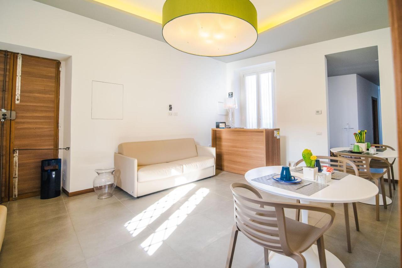 Arco Dei Pinto Bed & Breakfast Salerno Exterior photo