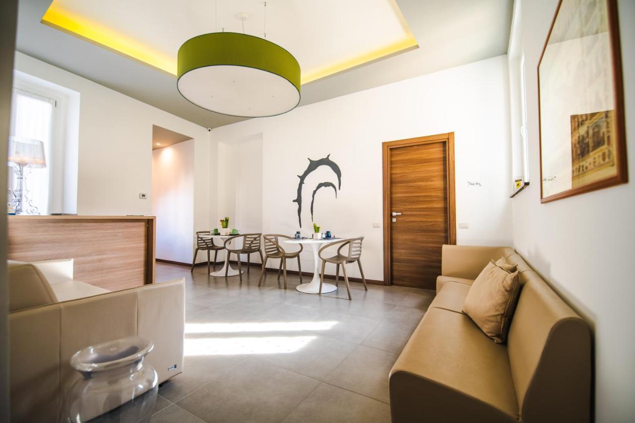 Arco Dei Pinto Bed & Breakfast Salerno Exterior photo